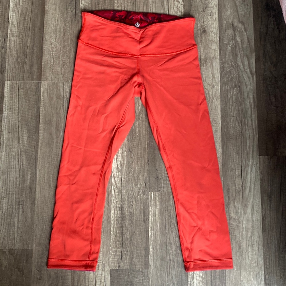 Lululemon Reversible Capris